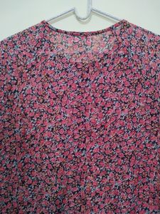 Entease Floral Print Top