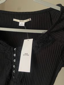 New With Tag Pull &amp; Bear Top