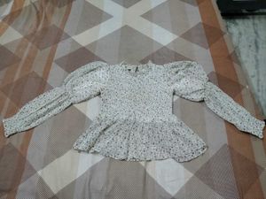 Floral Puff Sleeve Top