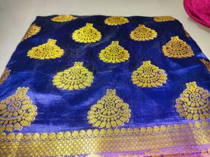 Stunning Banarasi Silk Saree: A Timeless Treasure