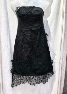 20211. Black Lace Party Dress