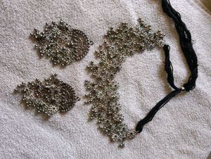 Silver Floral Necklace Set