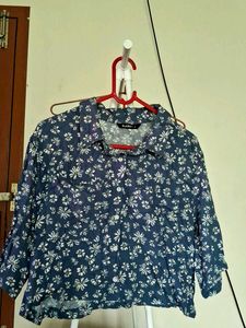 Floral Print Cropped Blouse
