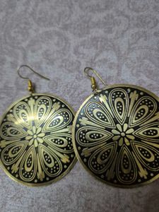 Earings