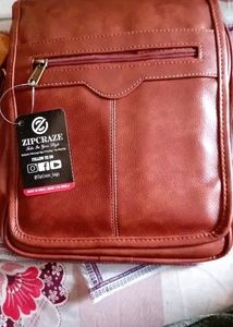 Stylish Men&#39;s Leather Sling Bag/ Cross Bag