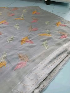 Thread Work Designated Saree With Stitched Blouse