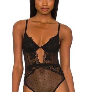 Lace Detail Bodysuit branded size S