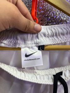 NIKE PREMIUM SHORTS