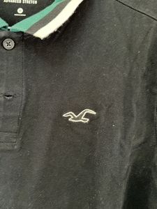 Black Hollister Tshirt