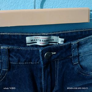 (152)Skinny Jeansh