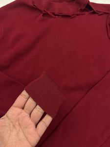Handpicked Stylish Maroon Knit Top🍷
