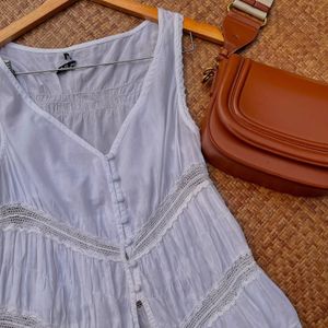 White Lace Trim Sleeveless Top