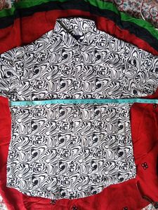 Abstract Print Short Sleeve Shirt