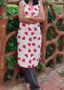 Heart Print White Kurti
