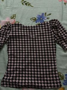 Houndstooth Print Top
