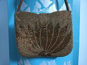New Cut Dana Shoulder Bag