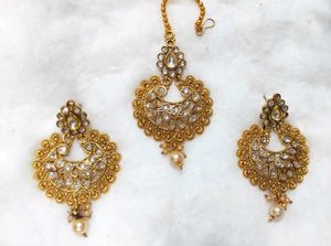 Maangtika With Earnings Set