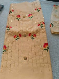 Floral Embroidered Kurti Set