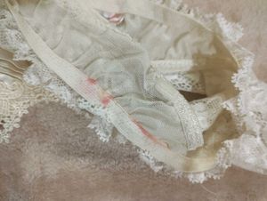 Thongs lace adventure