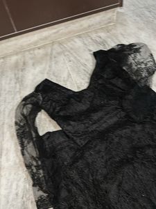 Elegant Black Lace Lehnga