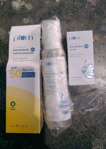 Plum Sunscreen & Serum