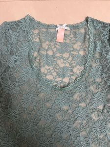 Y2K lace top