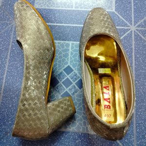 Silver Woven Heel Shoes