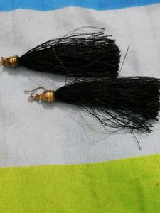 Black Part Wear Earrings.