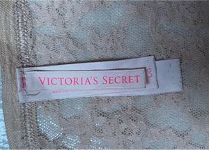 Victoria’s Secret Lace Bikini Bottom – Size L