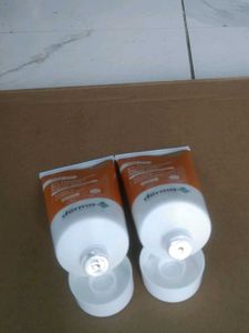 The Derma Co. Sunscreen SPF 50 1% Hyaluronic