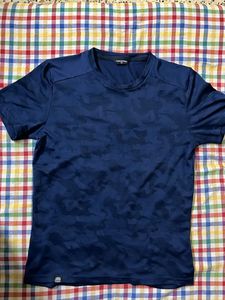 Blue t shirt perfect for gym