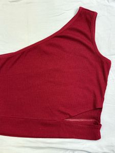 One shoulder cut-out crop top❤️‍🔥