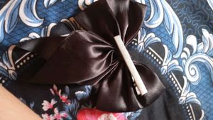 Black Silk Bow