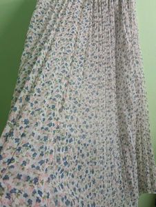 Floral Pleated Skirt