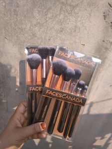 Faces Canada Makeup Brushes