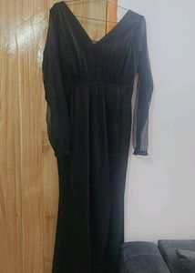 Black Full Length Dress With Slit🖤