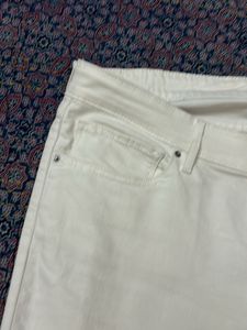 Levi’s Women White Jeans/ Denim