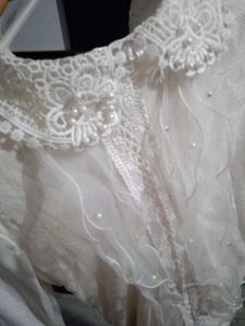 Elegant White Pearl Lace Top💗