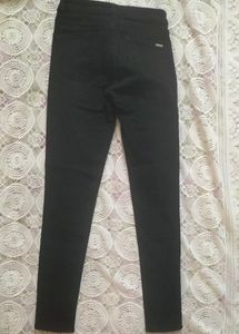 Van Huesen Black Slim Fit Jeans