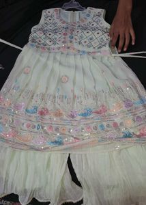 Elegant Embroidered Girls&#39; Outfit