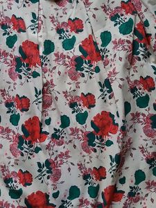 Vintage 1950&#39;s Inspired Floral Skirt;  Waist 28inches.   Good Sturdy Material
