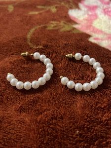 Women’s Beautiful Ear Hoops