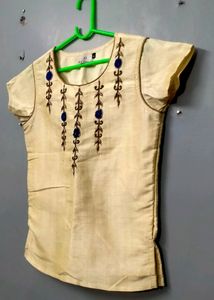Top For Skirts