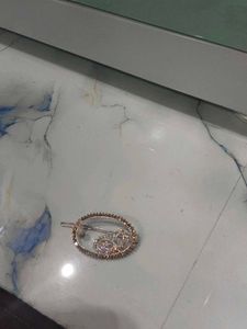 Sparkly Oval Hair Clip