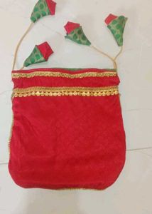 Elegant Red &amp; Green Potli Bag