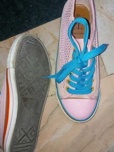Cartlon London Size37