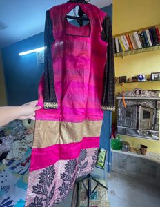 Designer kurti with round back cut