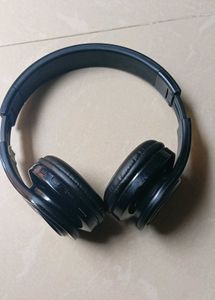 Black Headphones