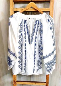 Embroidered Peasant Top size-48