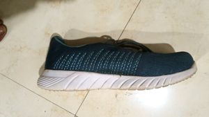 Sports Shoes